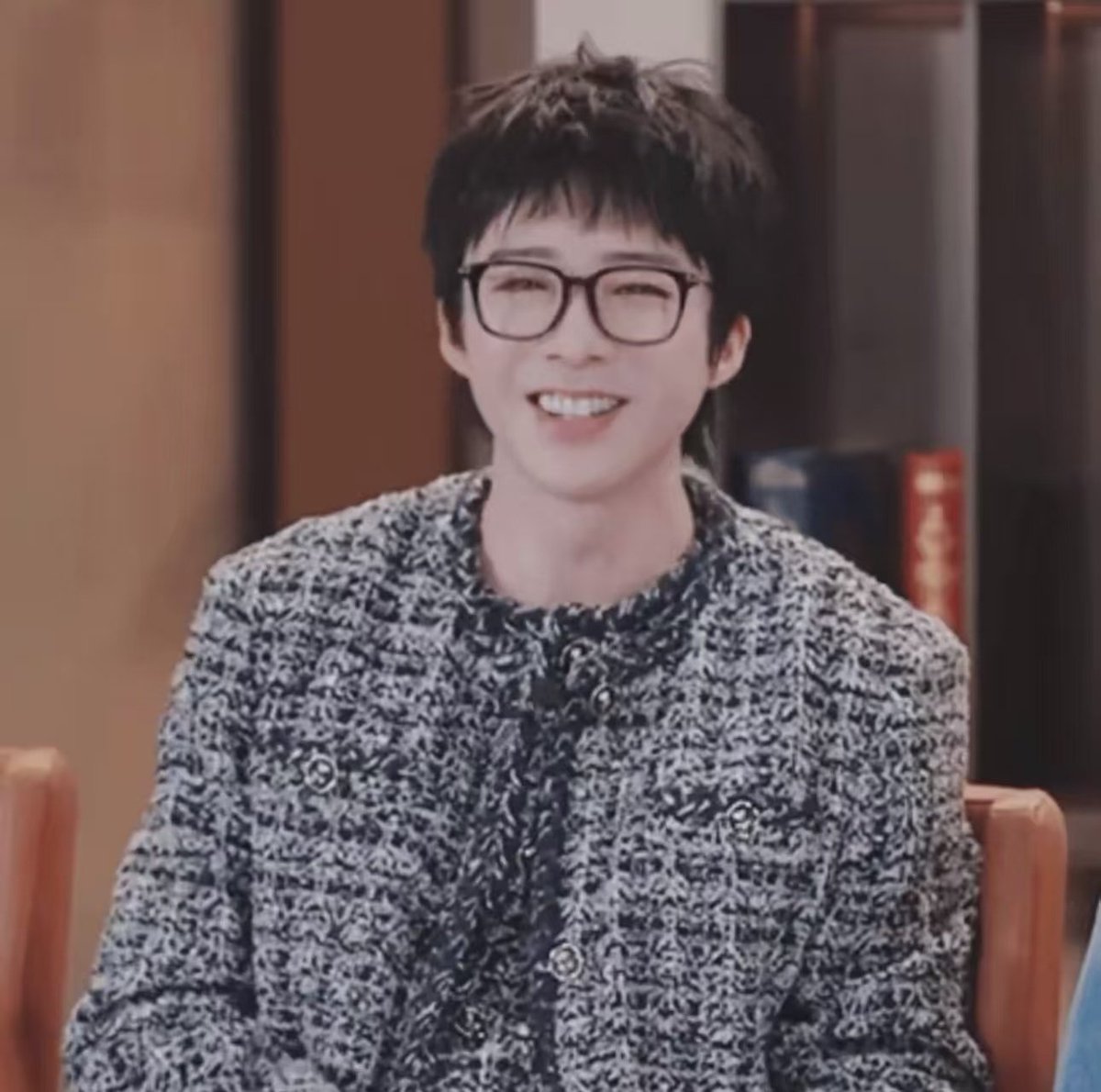 Witty (n.) tweet media