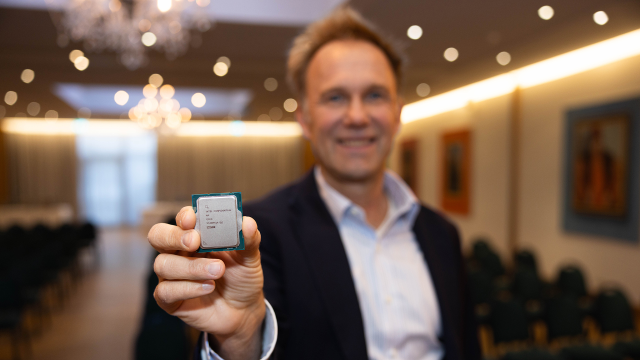 Lesek Demont tweet media