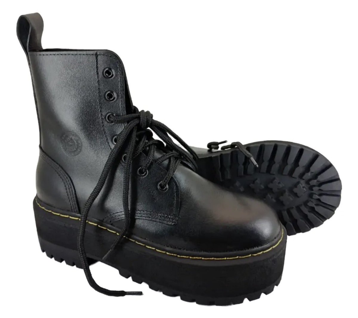 Estou com a saúde debilitada e apenas um coturno desse tamanho 37 me curaria 

produto.mercadolivre.com.br/MLB-3994217783…

Kkkkkkk