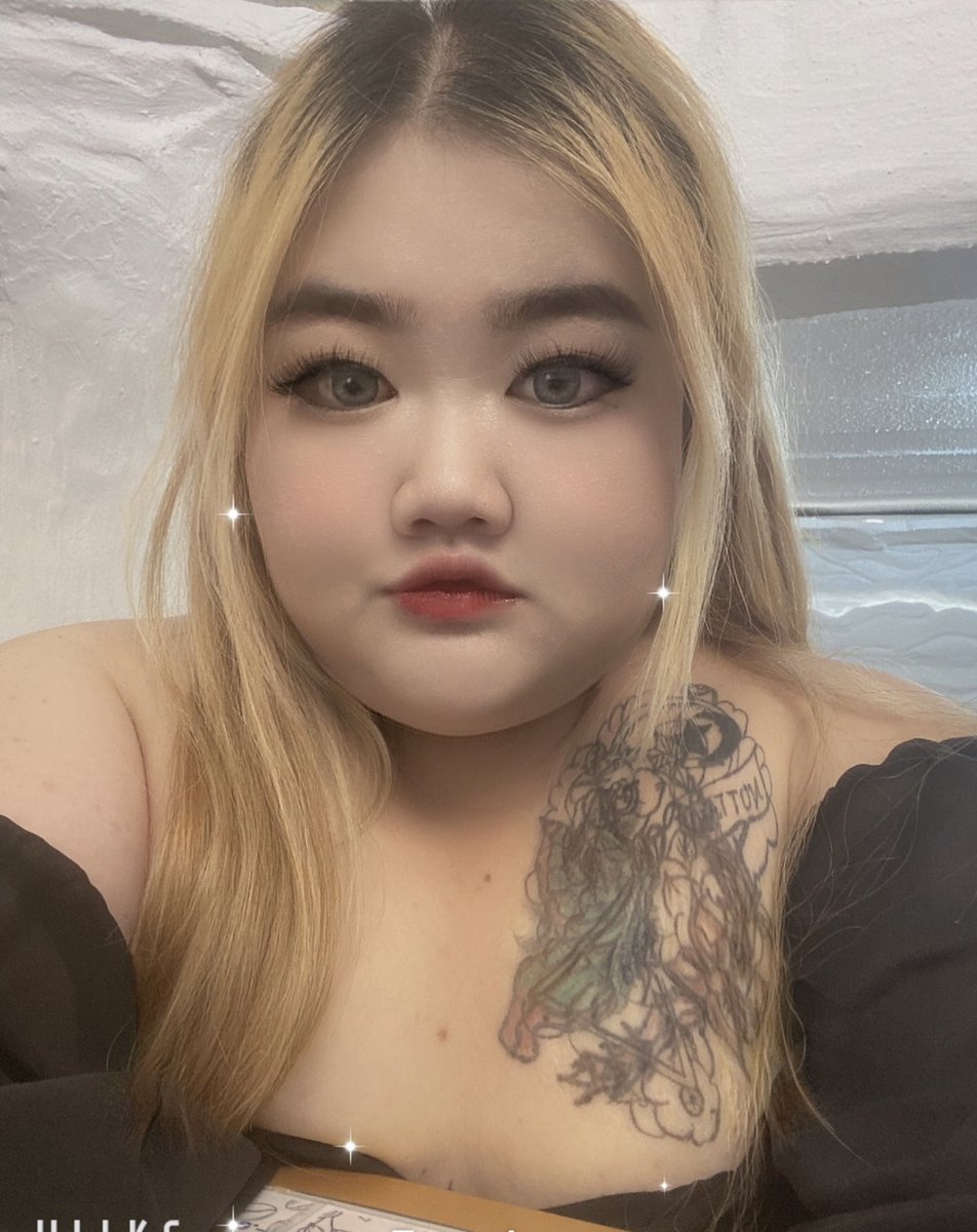 องค์หญิงปิ๊เรืองแสง tweet media