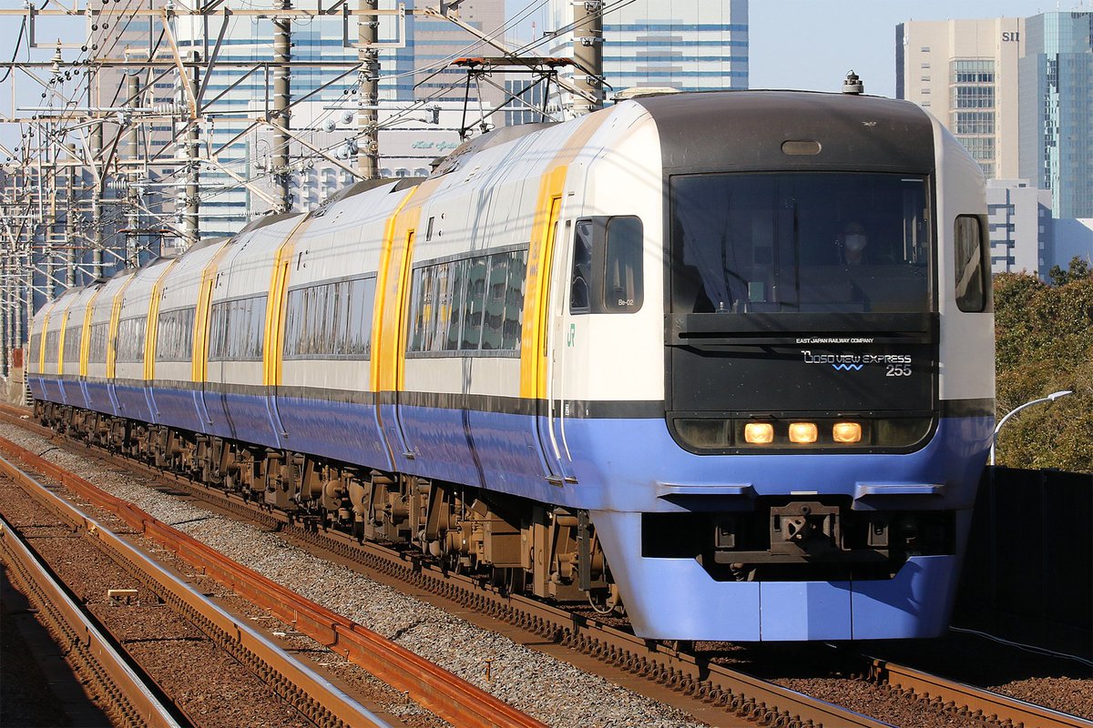 ぱぁーとりぃ tweet media