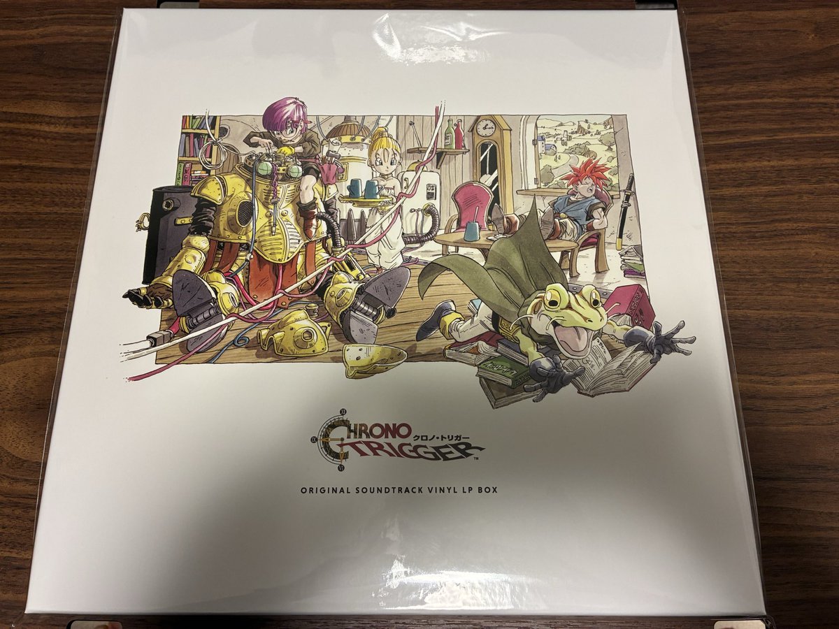 purple_delic's tweet photo. アナログレコード届きました！
梱包が段ボールのみだったので雨降らなくてよかった♪
ちなみに先日のコンサートパンフと同様に表ジャケ��トのマールの口元にはホクロありました。ご報告まで。音に影響なければ細かいことは気にしないです♫
#クロノトリガー https://t.co/8N3iWA4wUC