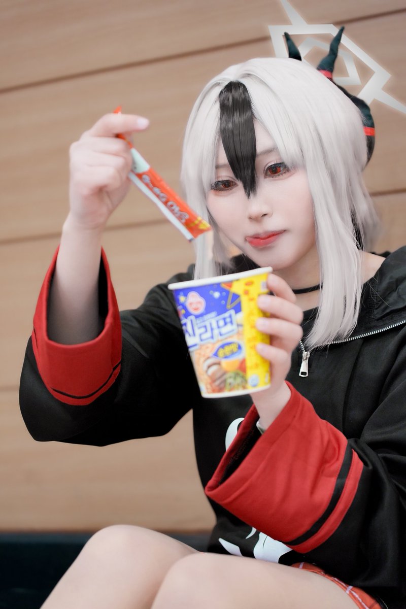 딥초🍫 tweet media