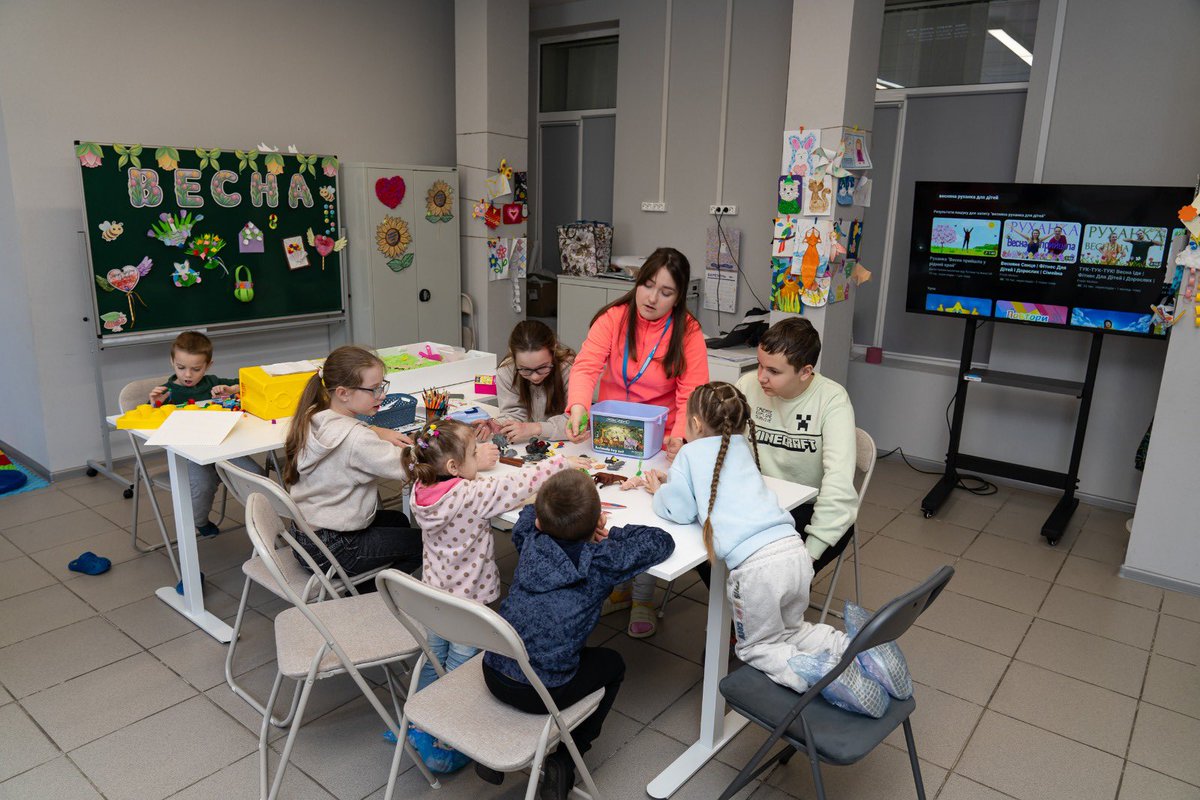 UNICEF Ukraine tweet media