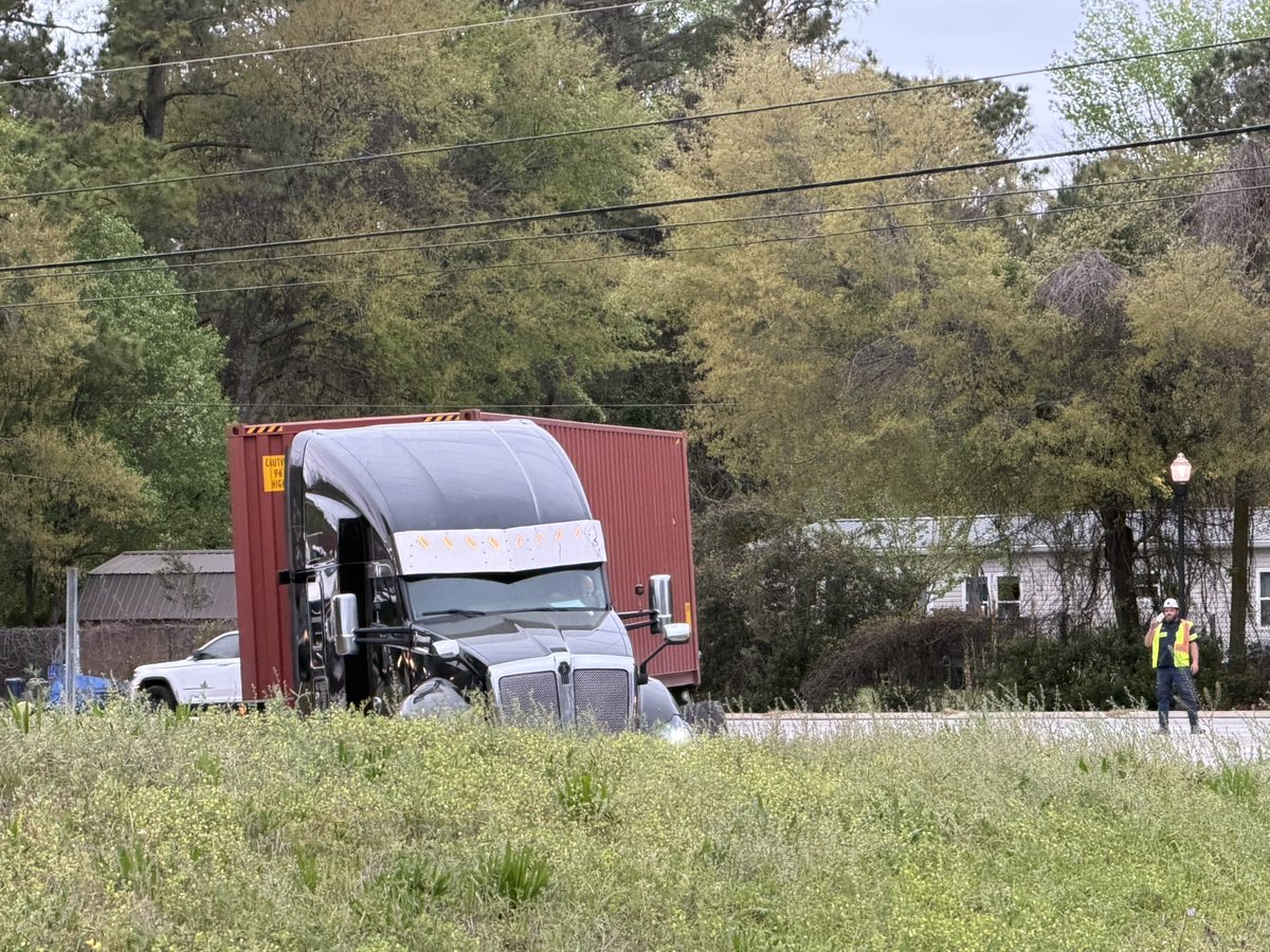 Trooper Bob tweet media