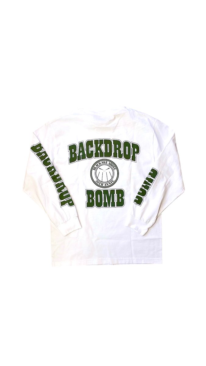 BACK DROP BOMB tweet media