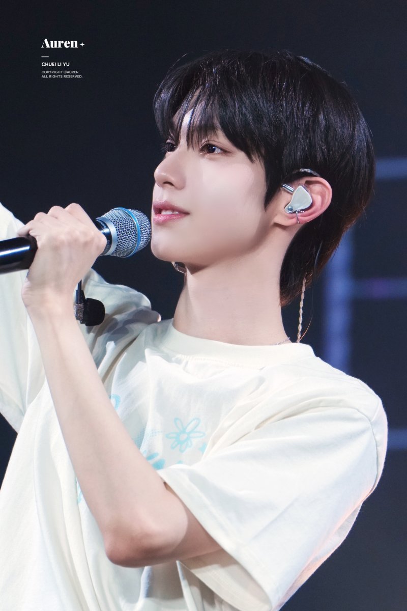 𝐀𝐮𝐫𝐞𝐧✦ tweet media