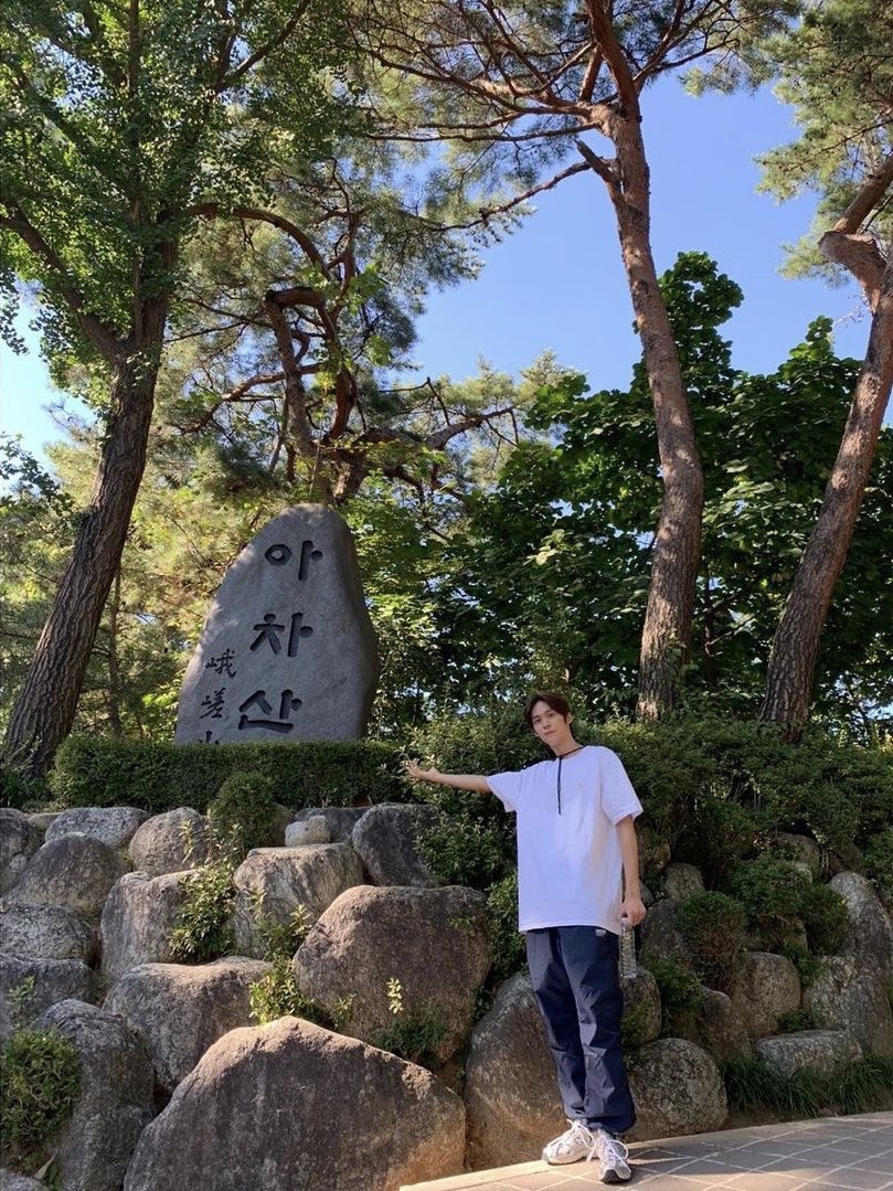 𝙟𝙚𝙩 tweet media