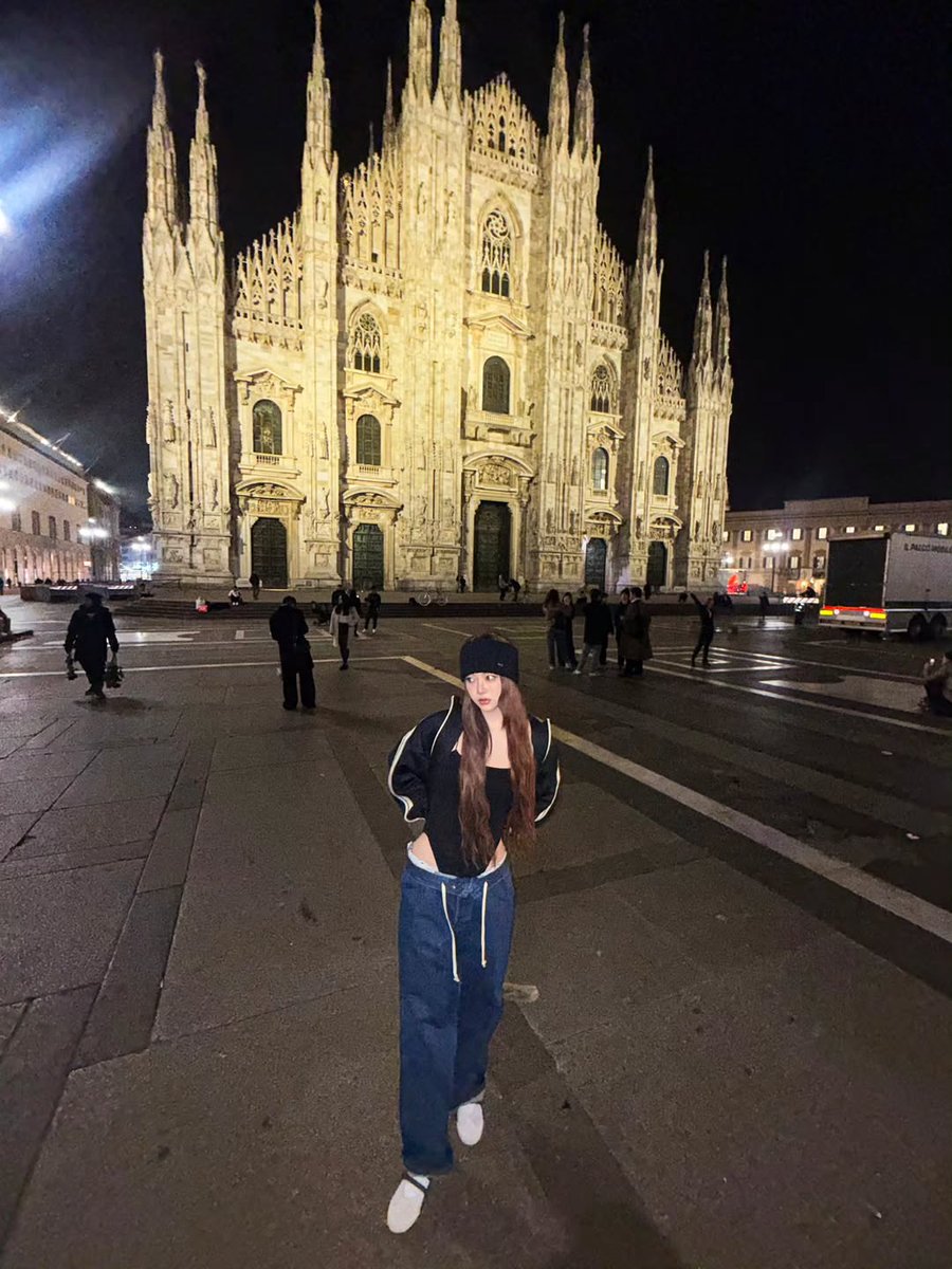 ♡ 홍은채. ୭ tweet media