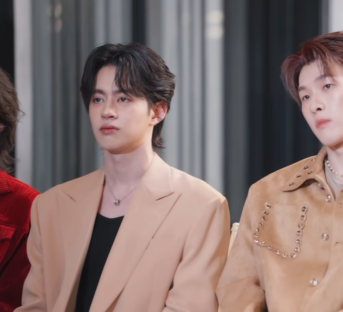 𓆰𓆪 tweet media