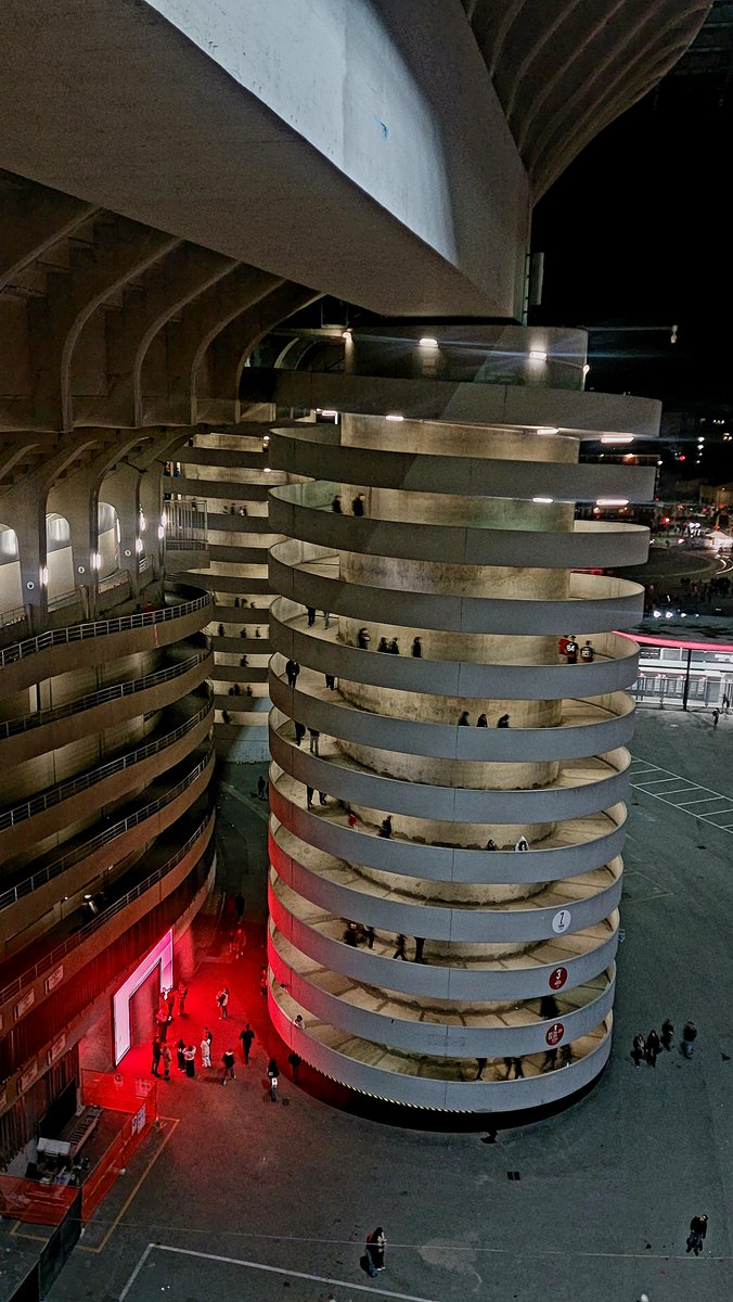 CiebacTom tweet media