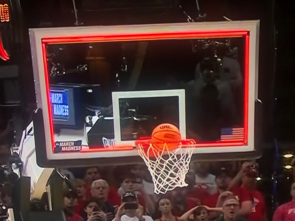 Momo (Vandy Mapper) ⚓️⬇️ tweet media