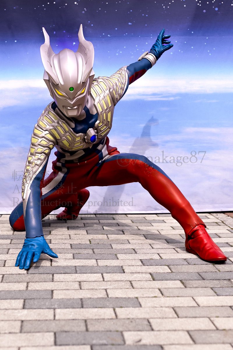 やな影 tweet media