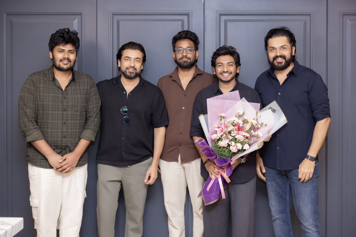 Paarvathaa Entertainments tweet media