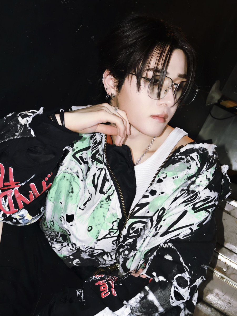 ONE OR EIGHT tweet media