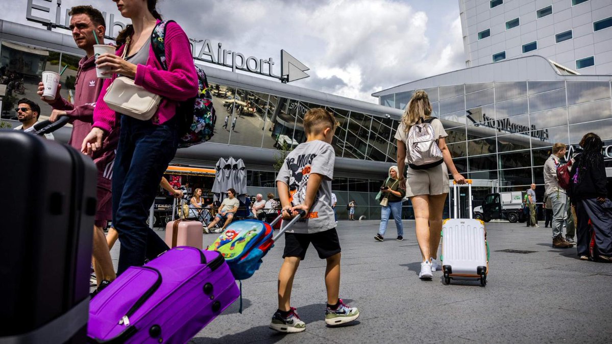 De Telegraaf tweet media