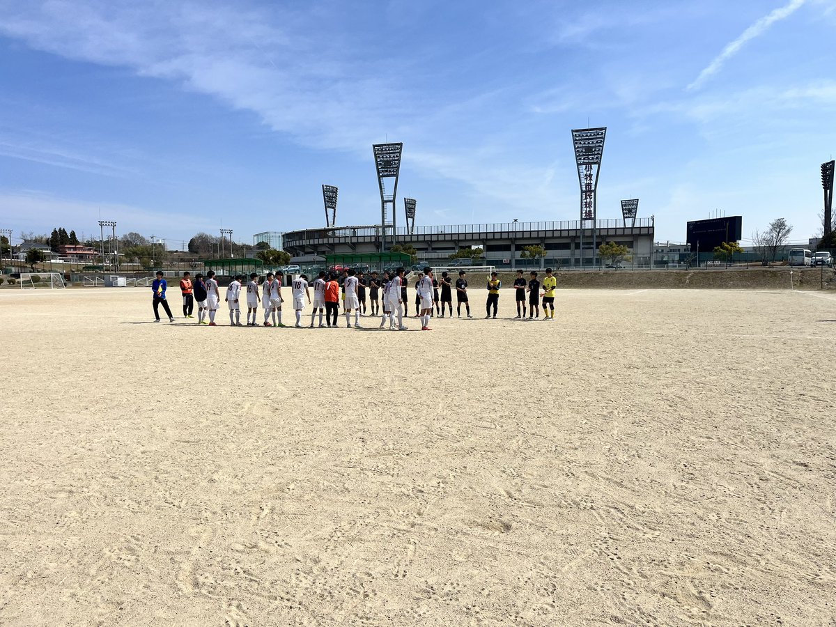seto_tec_eng's tweet photo. 【一宮・小牧・春日井フェス】

3/24（火）vs 南山、大成

ゲームの入りがやはり悪く、HTまで自分たちで修正できないところは相変わらずの課題です。
公式戦では、後半修正できたから良しとはなりません。結果にもしっかりこだわっていきましょう！

#瀬戸工科 #春日井泉 #春日井東 #春休み #課題克服 https://t.co/EB1KUEg81x