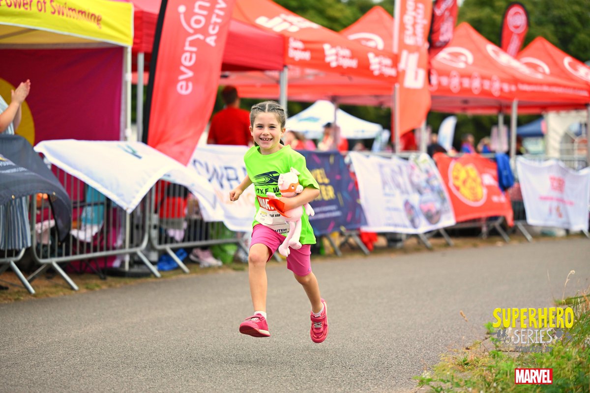 SuperheroSeries tweet media