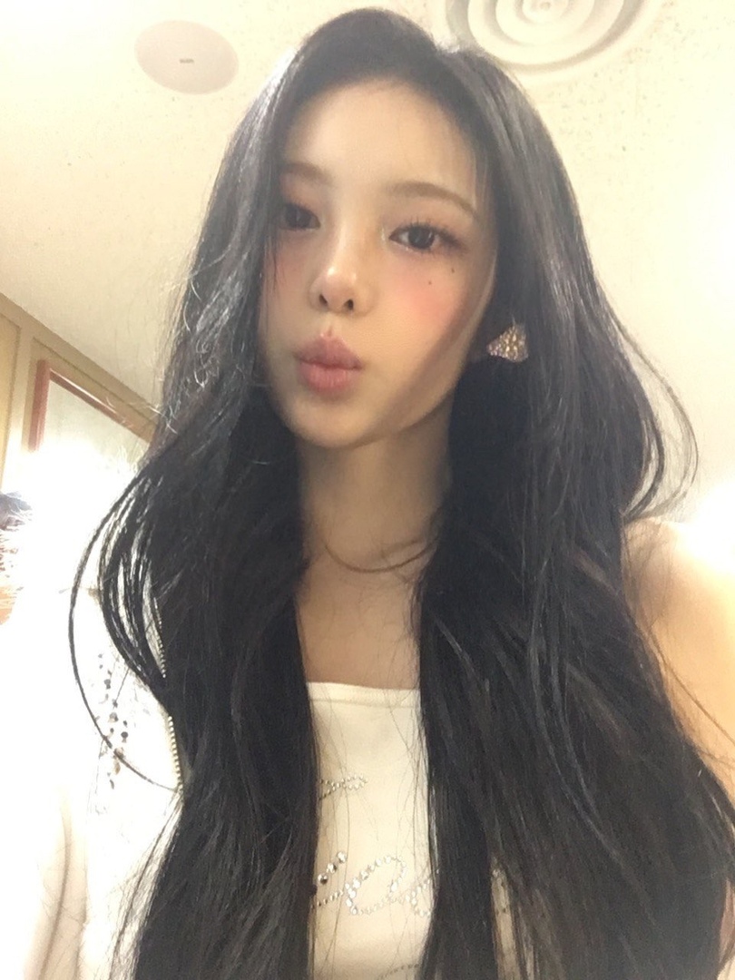 USE ' HEY / ✉️ ' - ENGLISH ONLY tweet media