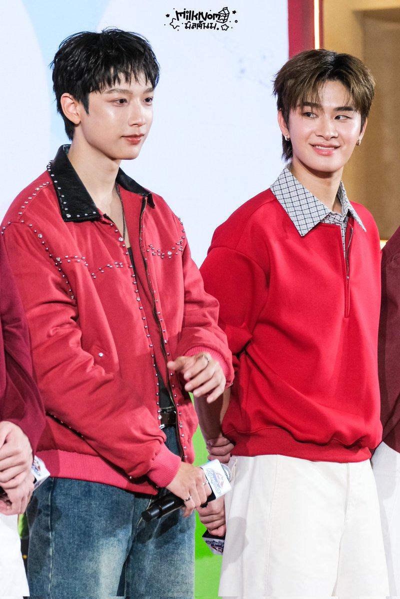 MilkNom🌨 tweet media