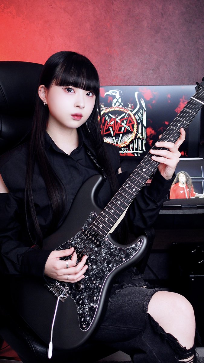 yuki_270degrees's tweet photo. Raining Blood GuitarCover 🎸
⳹ フル動画はこちら / Watch now ⳼
https://t.co/AxrfkzWcSf
#Slayer #enyaguitars #xmari #PR https://t.co/bGIxUsx6bA