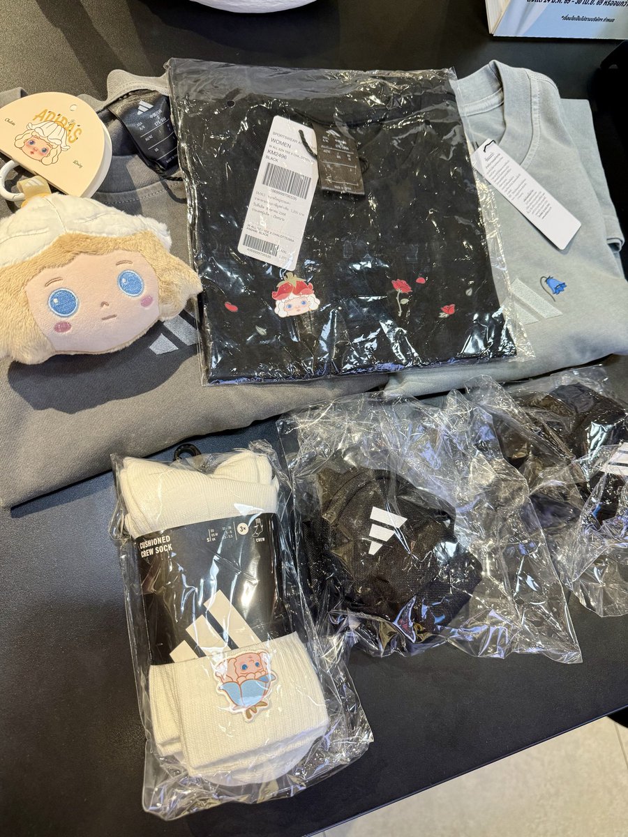 Rainy ☔️🦊🍅 tweet media