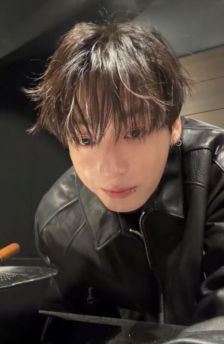 Apha Rut Alpha Jungkook gets his rut at the worst possible time — while confined ...