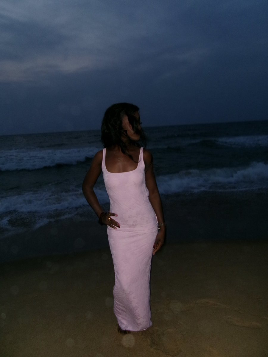 Amy🇱🇷🖤 tweet media