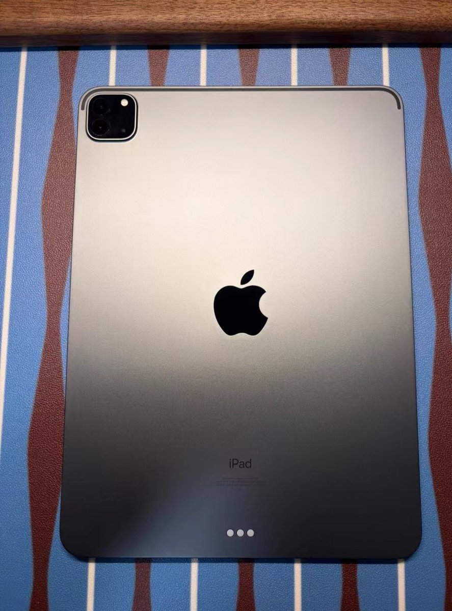 番号的神 tweet media