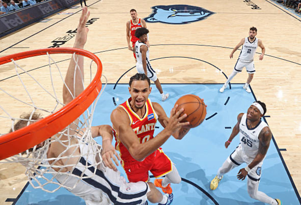 BRANDON - HAWKS HOMECOURT 🏀📺 tweet media