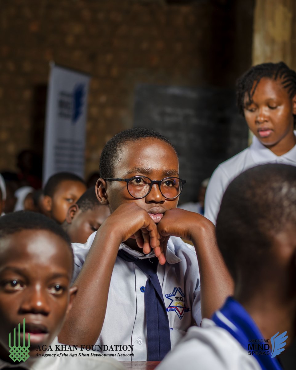 AwesomeMindSpks's tweet image. When to seek support. By prioritizing #mentalhealth literacy alongside services &amp;amp; safe spaces, we equip young people to stay emotionally grounded &amp;amp;make informed life decisions. 
#BeAwesome