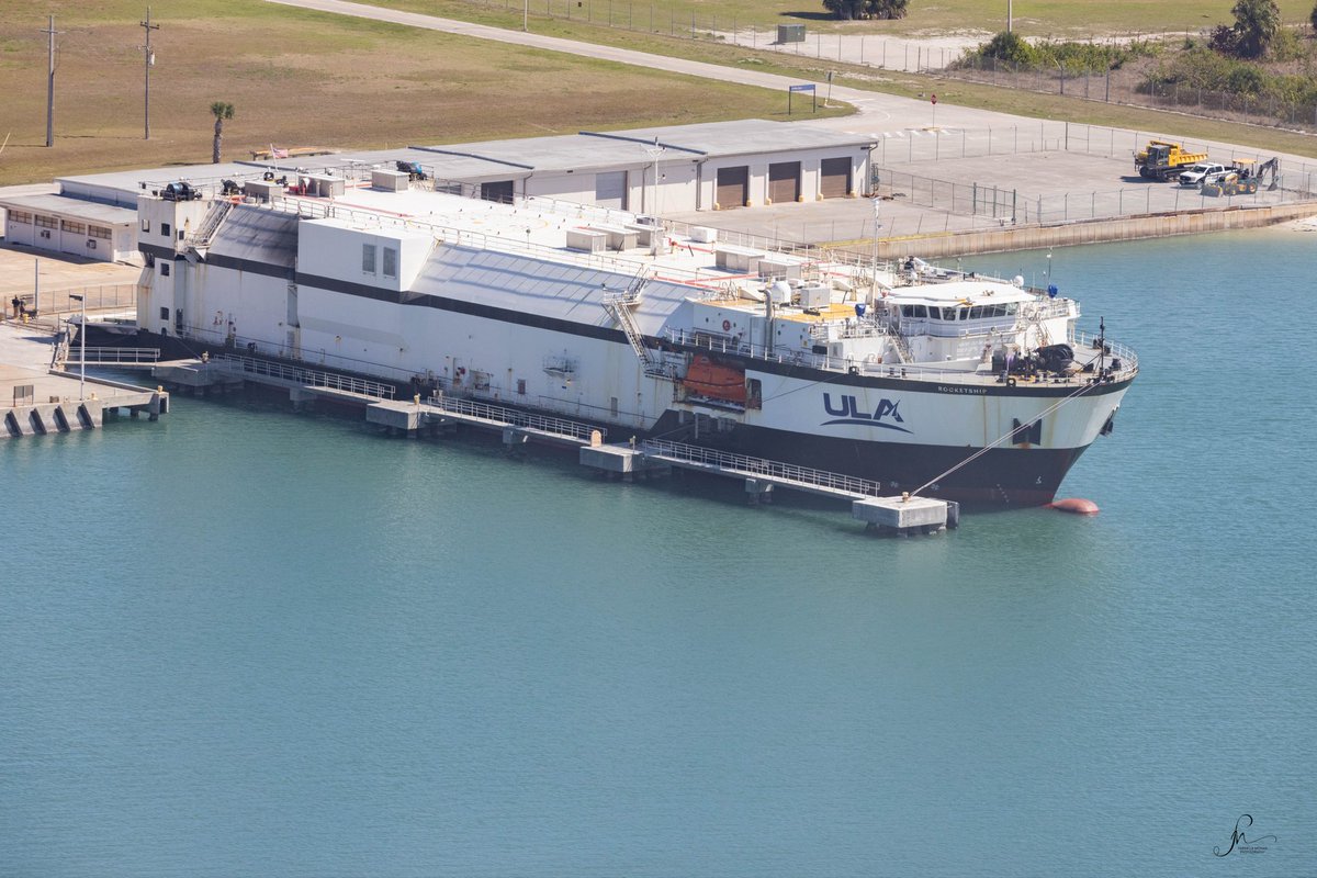 Farryfaz tweet media