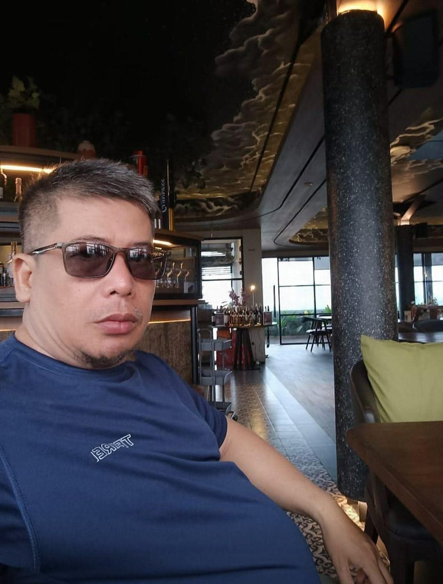 Dwi S tweet media