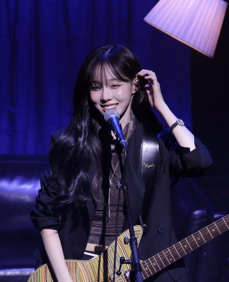 lm__shea 🎸 tweet media