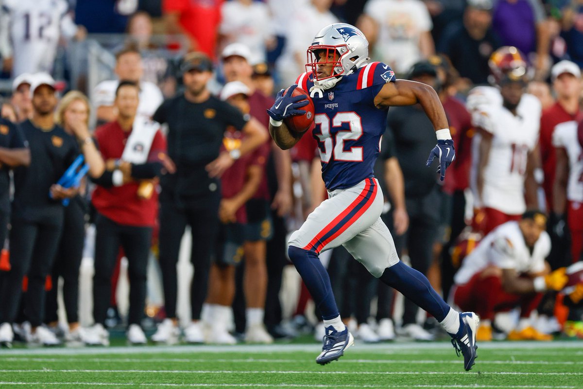 BridgingFoxboro's tweet image. Moments.
#ForeverNE
#NEPats