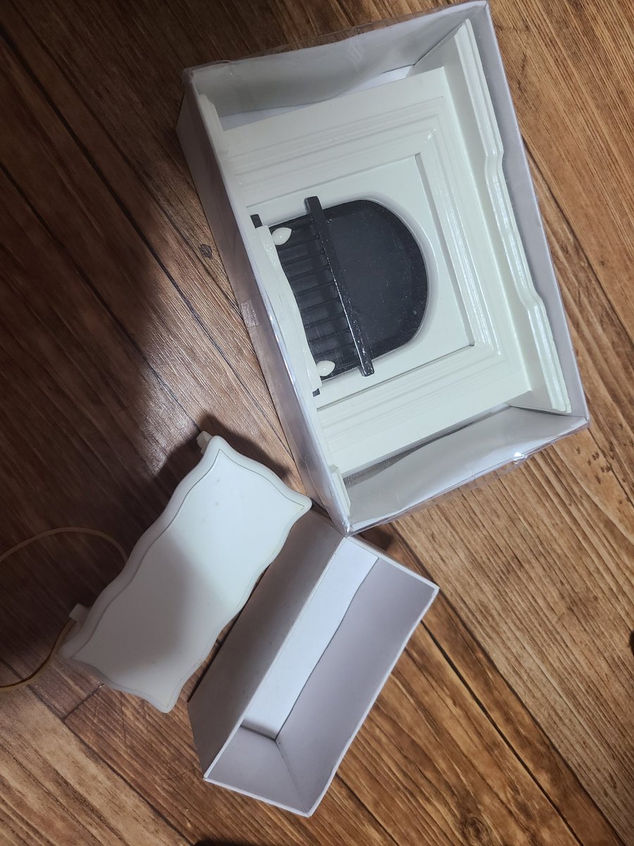 #오비츠장터
#트넨도장터

RT❤️❤️🙇‍♀️🙇‍♀️🙇‍♀️
오비츠용 가구들과 소품들팝니다
일괄 운포 10만원
개별도가능 (디엠주세요)
타래에 추가사진들 더있어요
오비츠 아예 정리하는거고 이사준비중이라 여기서 더나오면 소품 더챙겨드려요
가구도 가구지만 소품을 진짜 비싸게주고샀고 20넘게들었어요