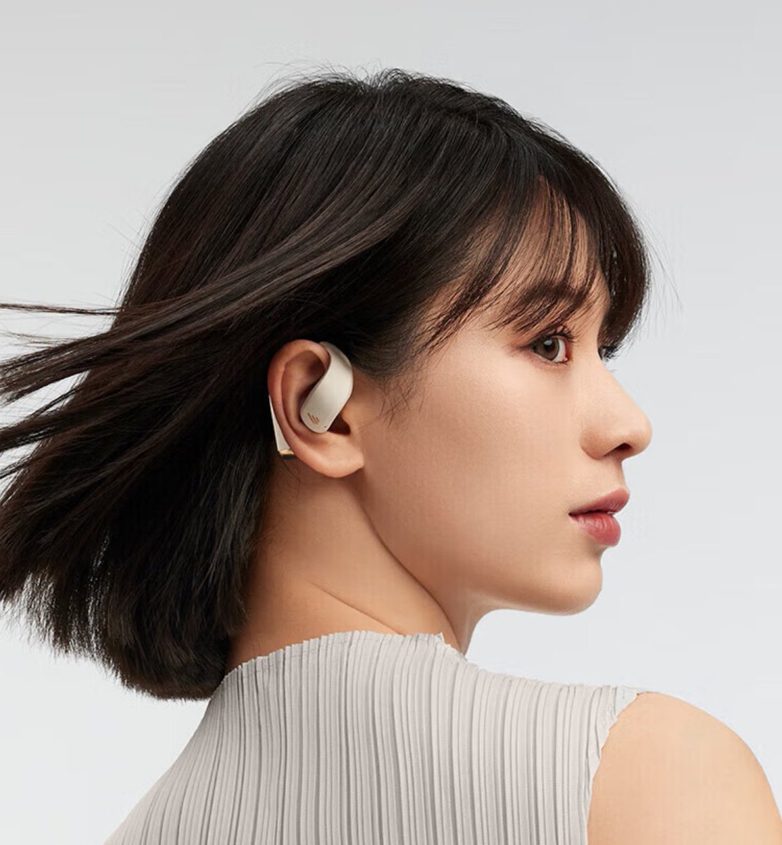 Emma Lazarus tweet media