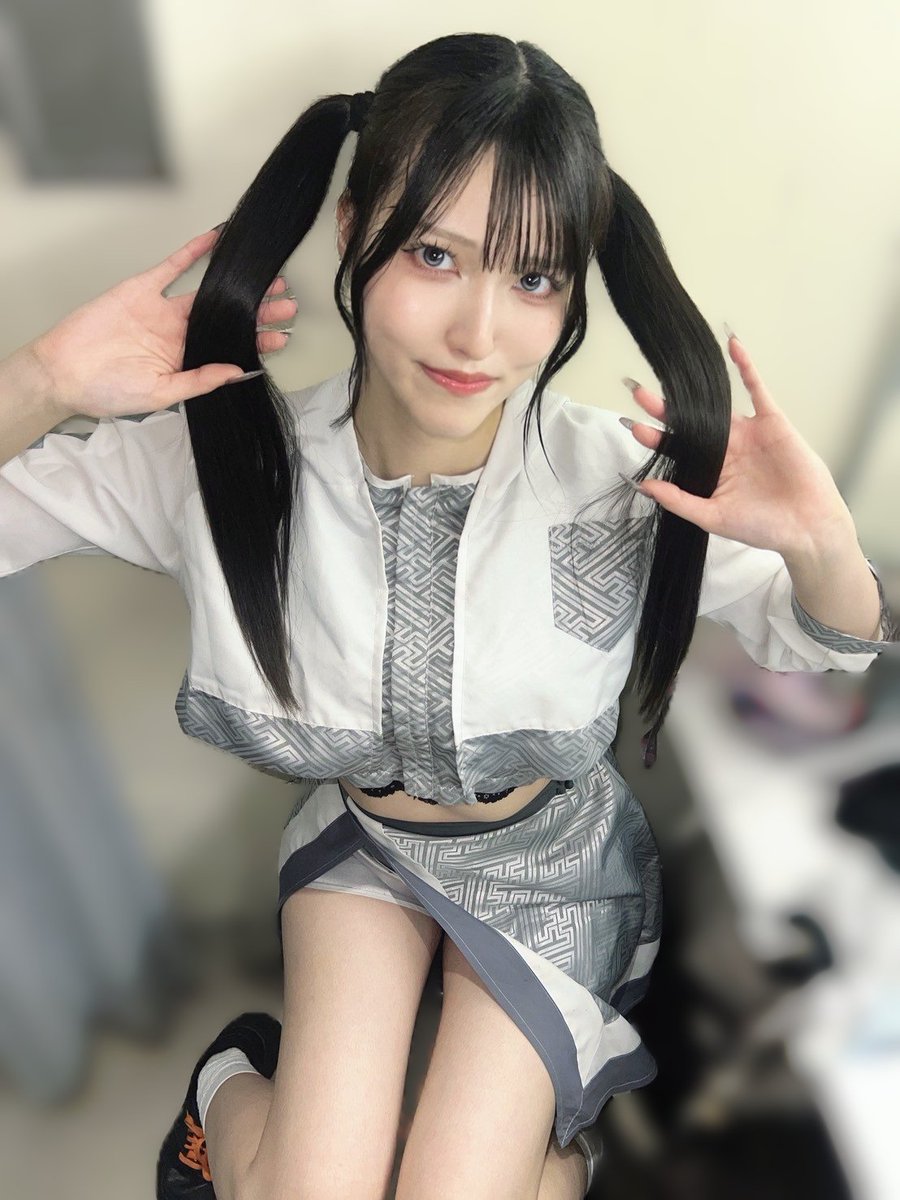 真島紬【メルクマールメルマール】 tweet media