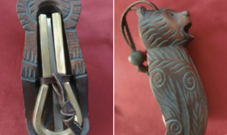 InessaW29's tweet image. Jaw HARP Kamuz Mouth Harp Musical instrument +BEAR Case Great Gift Free UK Postage  

ebay.co.uk/itm/1544915243… 

#MHHSBD #ebayfinds #harp #jawharp #kamuz #bearmarket #music #instruments #Easter #fun #musicteacher #tactile #birthdaygift #teacher #musicschool #tactile #musician