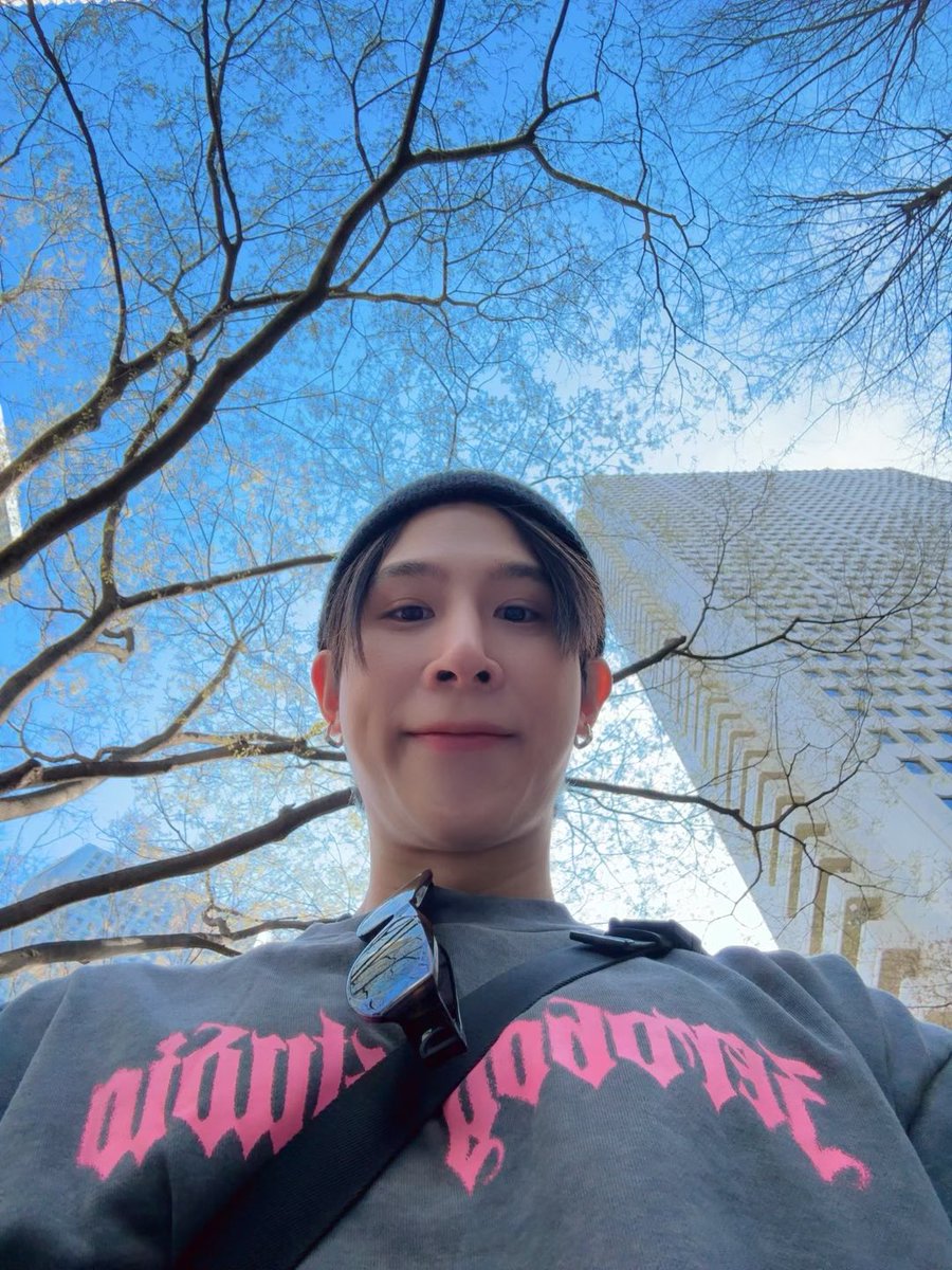 PDomundi's tweet photo. เดียวก็กลับแล้วน้า ไม่งอแงนะๆ💚 🤏🏻 #เชื่อใจป๊าก https://t.co/uUgaKVyRs4