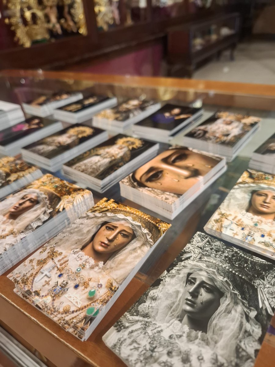 LMFotosCofrades tweet media