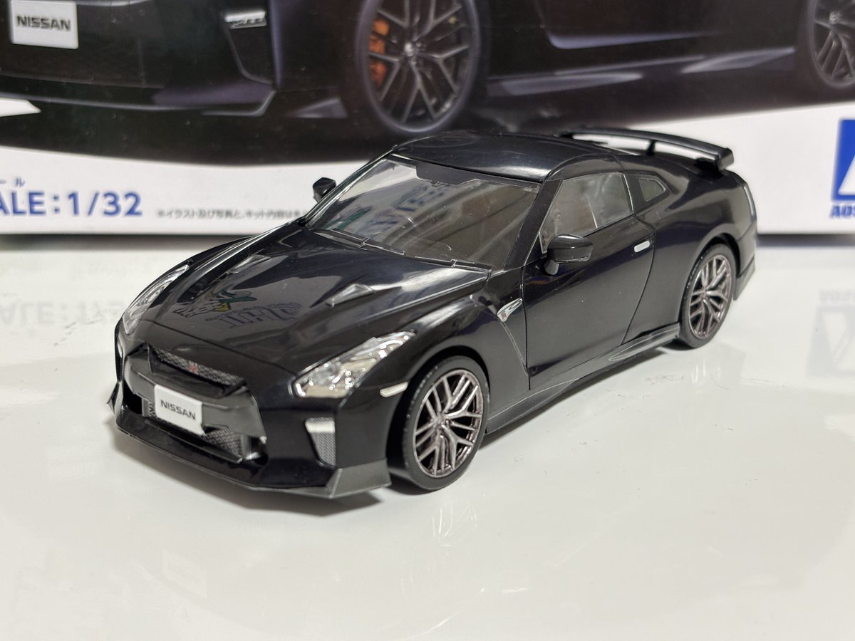 なんと四年経ってやっとでかぬさんから頂いたGT-Rを組みました()