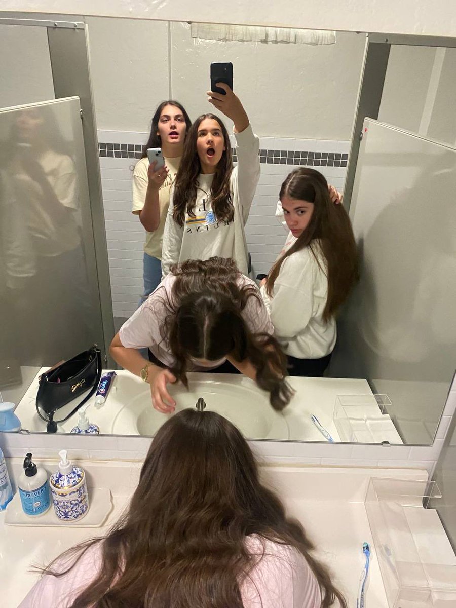 Ezra Aleya tweet media