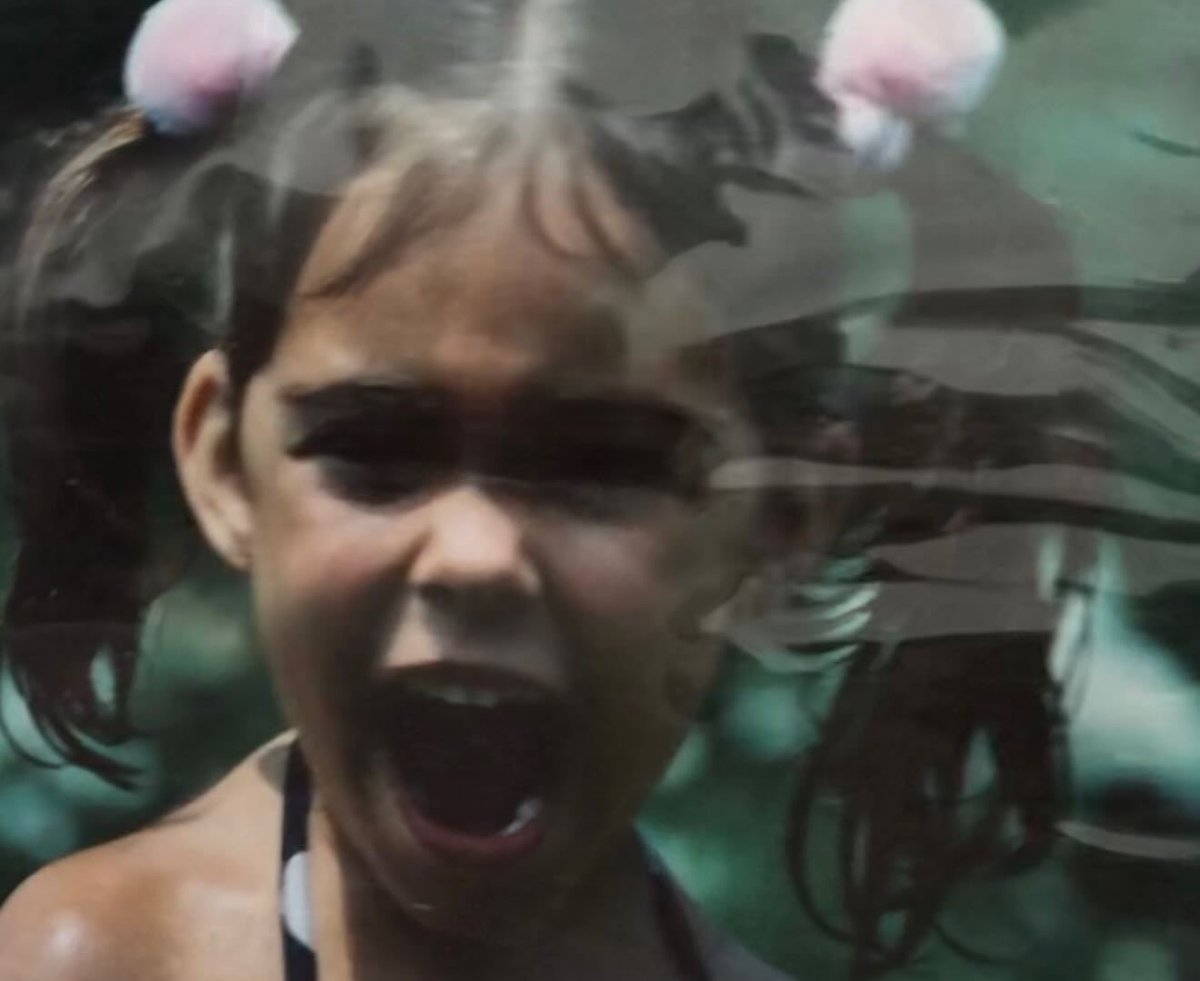 Madison Beer France tweet media