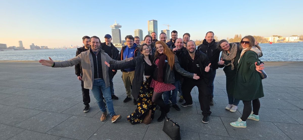 Viev ➡️Twitchcon EU ✨ tweet media