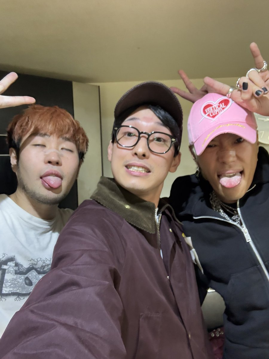 オカドロップアフタードーン tweet media