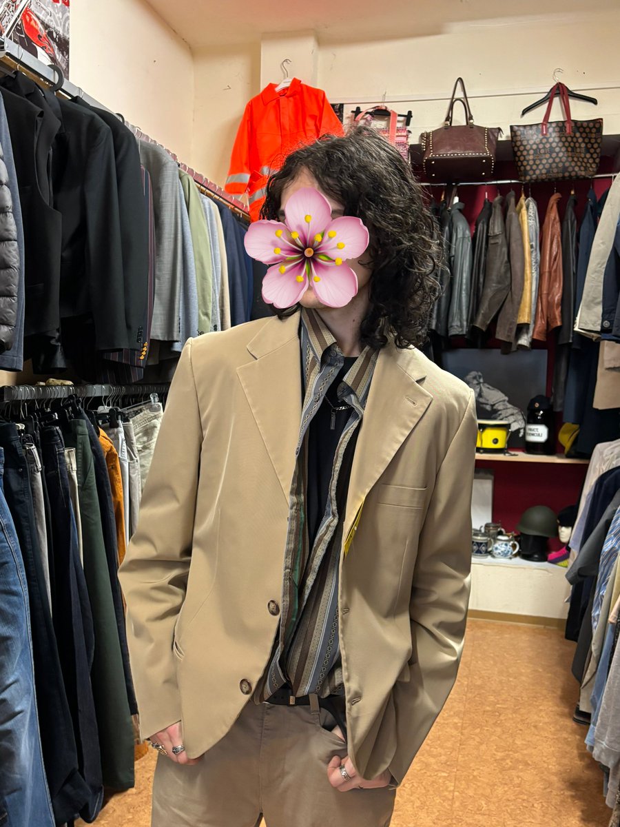 frechdachs falco tweet media