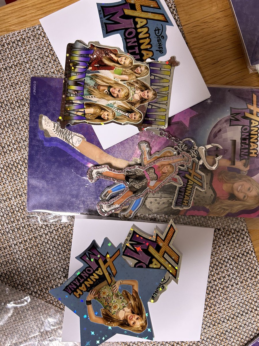 AUGUSTサマー🌻 tweet media