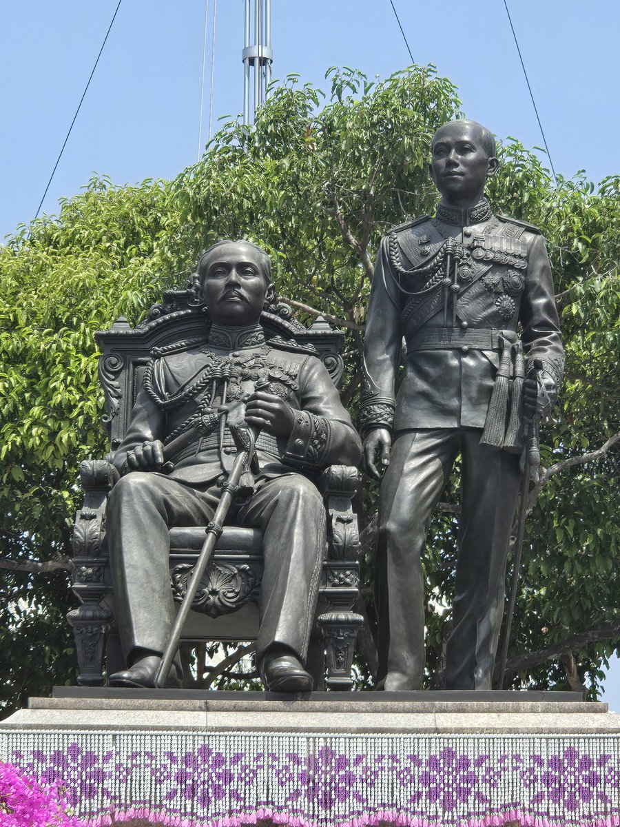 라리나슈엣🦋 tweet media