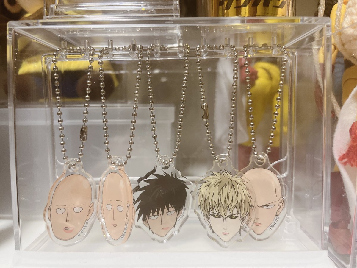 過去に購入したグッズで唯一この条件に当てはまるランダムグッズはこれだと思うRT